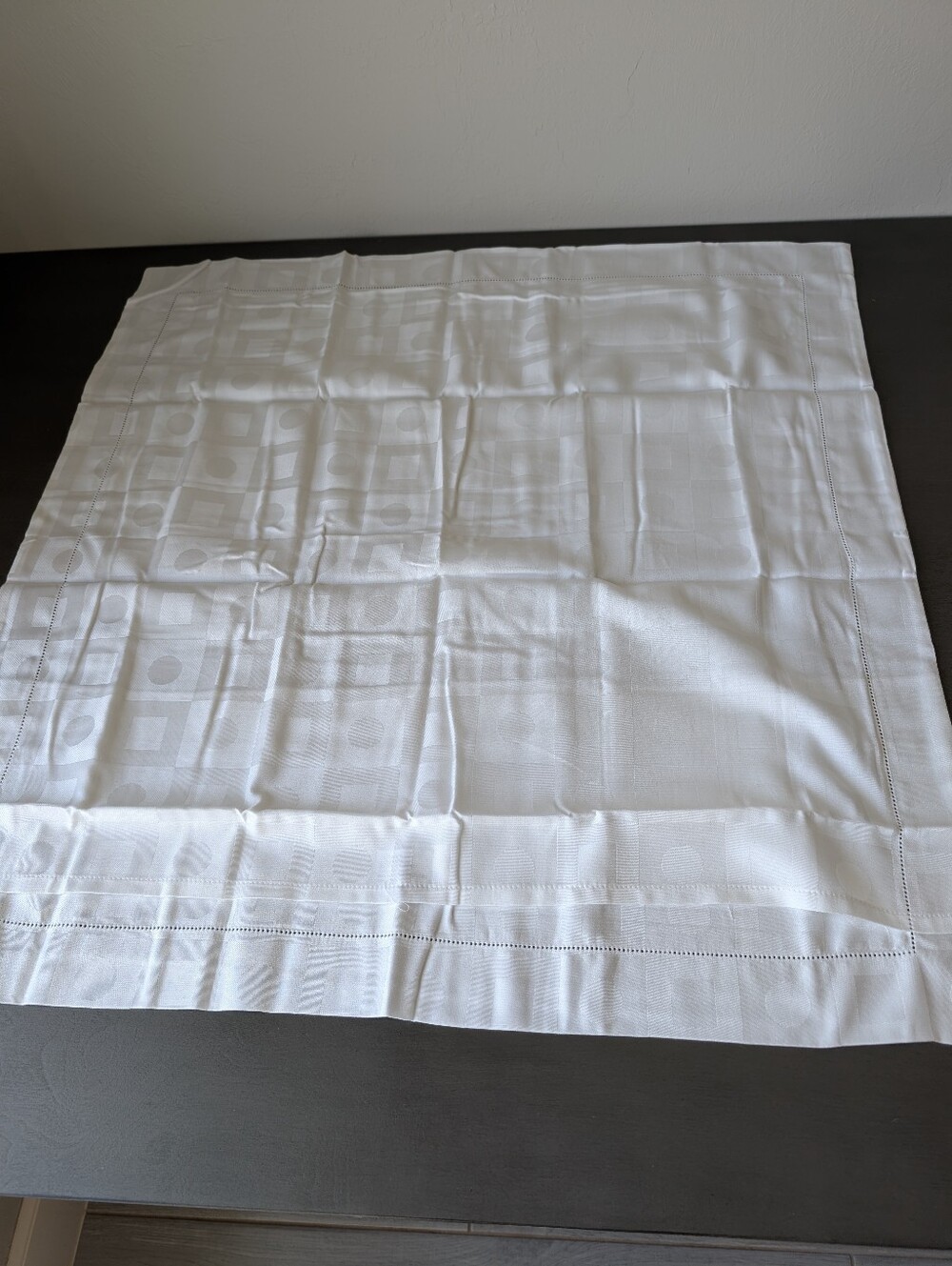 Neiman Marcus White Cotton Mono Squares Shams Cover Size 26"X26"